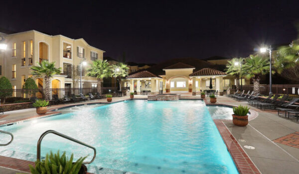 img_reserve-at-cedar-lodge-furnished-available-baton-rouge-la-building-photo-2-653×450-1-600×350